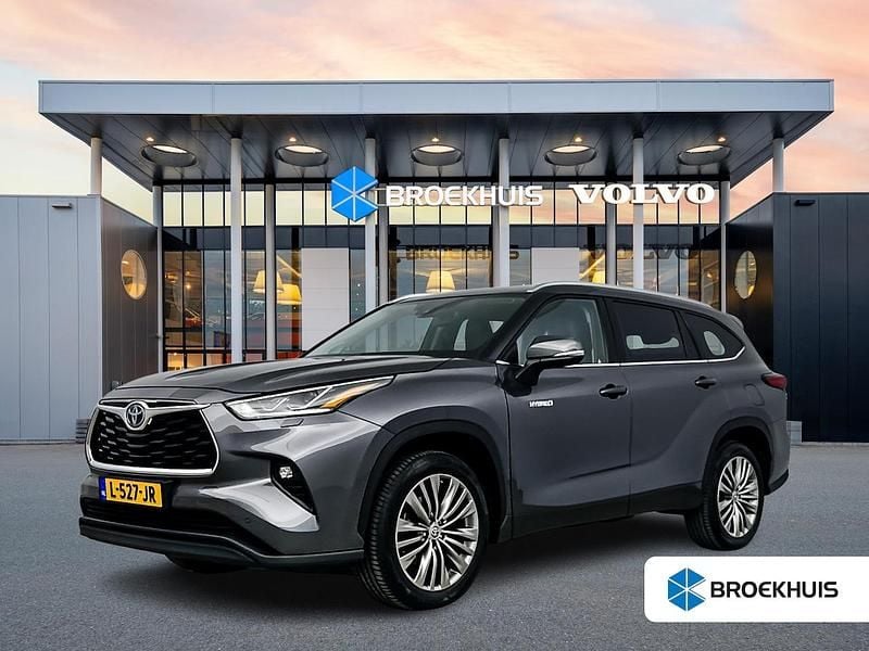 Grijs Gebruikt 2021 Toyota Highlander Executive SUV | € 47.450 (Goede deal) - Afbeelding 1/4