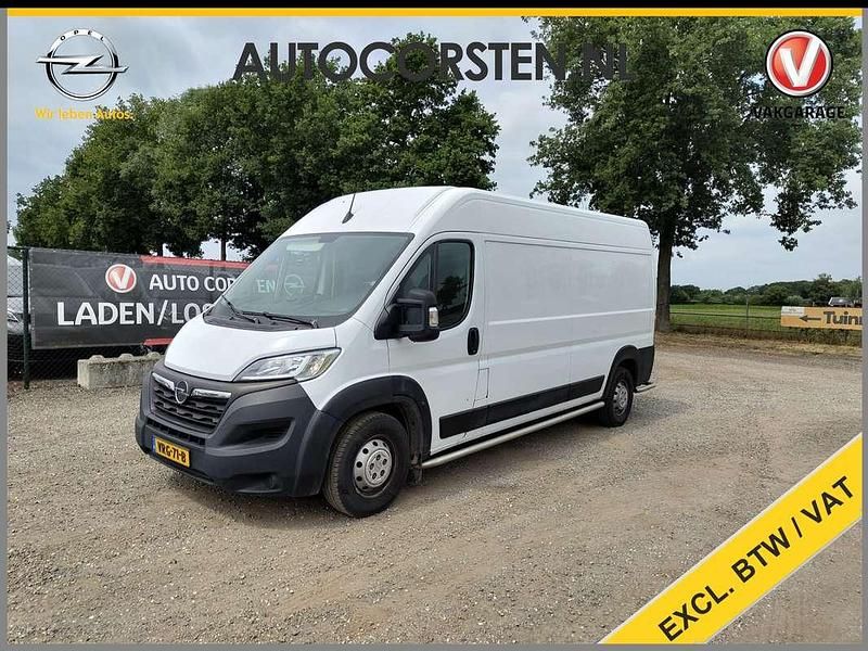 Wit Gebruikt 2022 Opel Movano Van | € 9.440 - Afbeelding 1/4