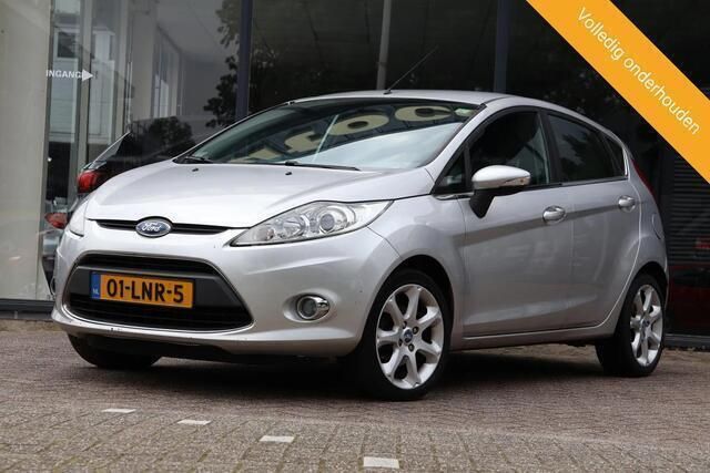 Grijs Gebruikt 2010 Ford Fiesta Titanium Hatchback | € 3.495 (Eerlijke prijs) - Afbeelding 1/4
