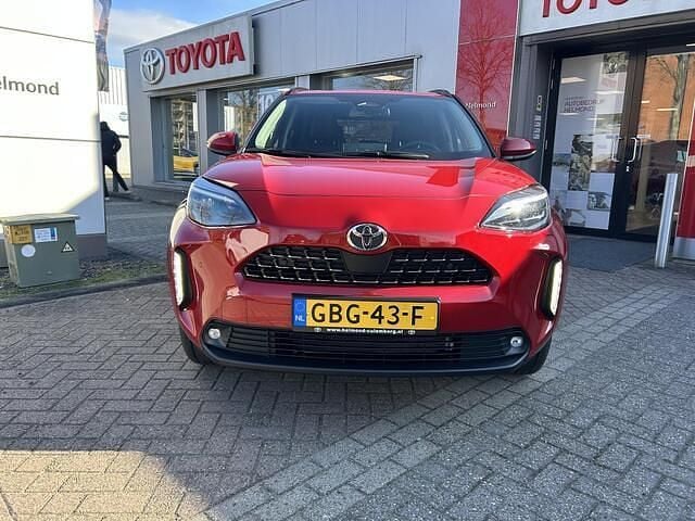 Occasion Toyota Yaris Cross Executive 131 PK (96 kW) 2024 Rood SUV