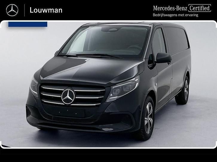 Occasion Mercedes Vito 190 PK (139 kW) 2024 Zwart (metallic) Van