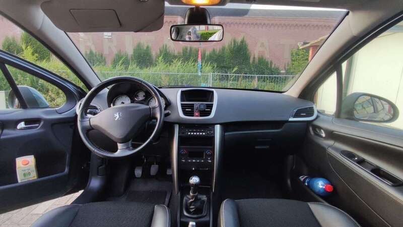 Gebruikt 2008 Peugeot 207 Filou Sedan | € 1.500 (Eerlijke prijs) - Afbeelding 1/4