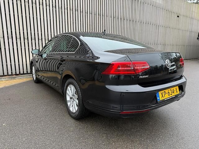 Occasion VW Passat Comfortline 150 PK (110 kW) 2019 Zwart (metallic) Sedan