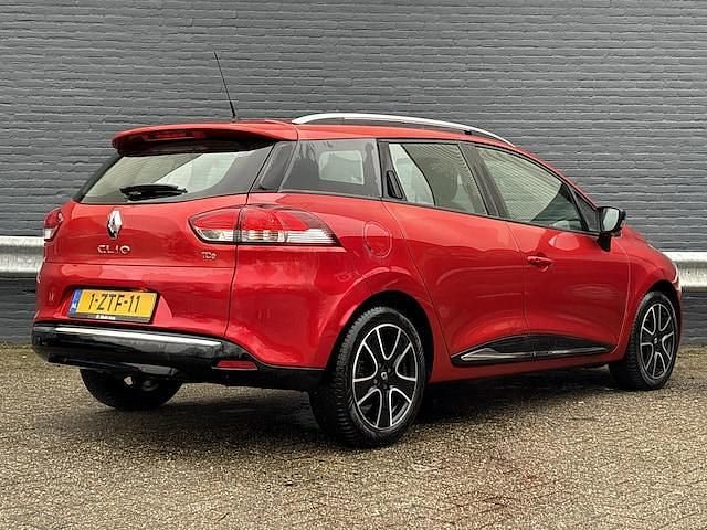Occasion Renault Clio GrandTour Dynamique 90 PK (66 kW) 2015 Rood Stationwagen
