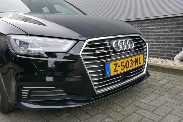 Occasion Audi A3 Sportback Sport 150 PK (110 kW) 2017 Zwart Hatchback