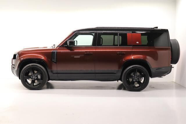 Occasion Land Rover Defender SE Dynamic 249 PK (183 kW) 2023 Rood SUV