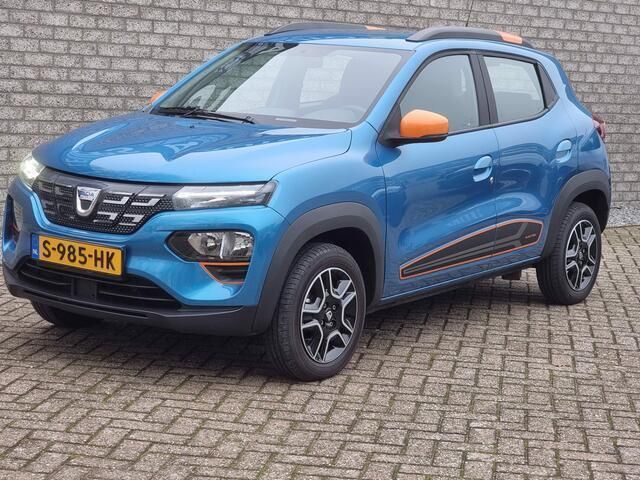 Occasion Dacia Spring Comfort Plus 33 kW (45 PK) 2021 Blauw, metallic lak Hatchback