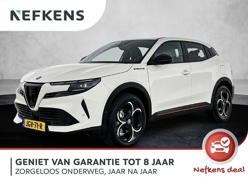 Wit Nieuw 2025 Alfa Romeo GT Junior Edizione Speciale SUV | € 36.295 - Afbeelding 1/4