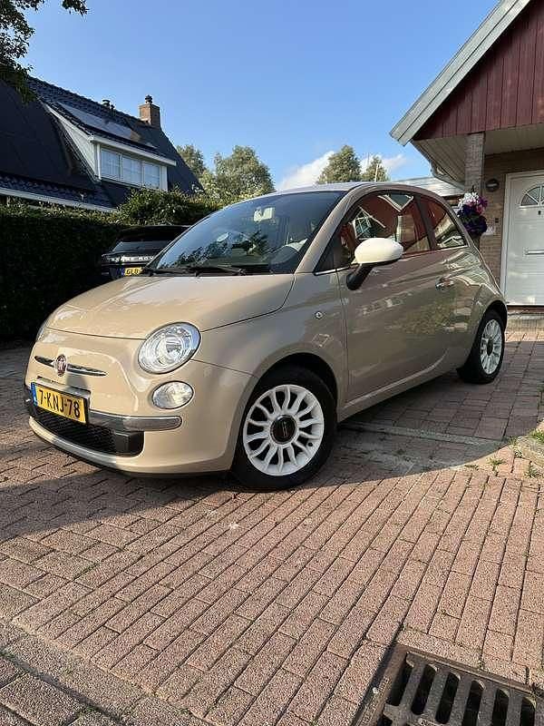 Beige Gebruikt 2013 Fiat 500 Lounge Hatchback | € 6.500 (Iets duurder) - Afbeelding 1/4