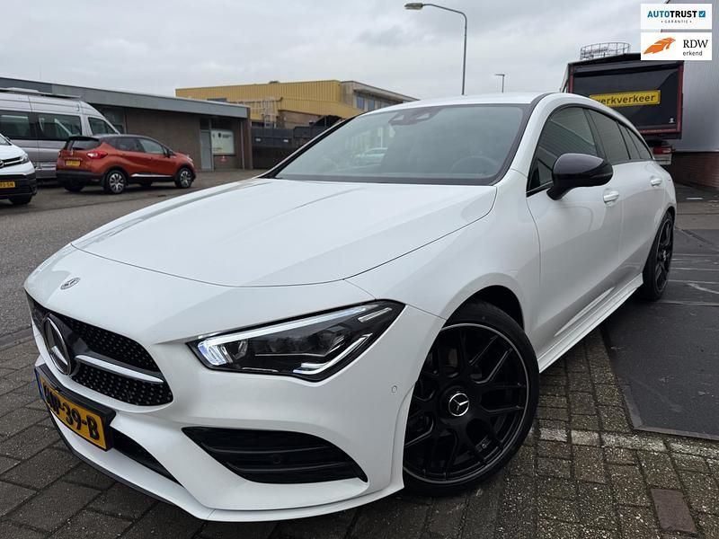 Occasion Mercedes CLA200 AMG line 163 PK (119 kW) 2022 Wit Stationwagen