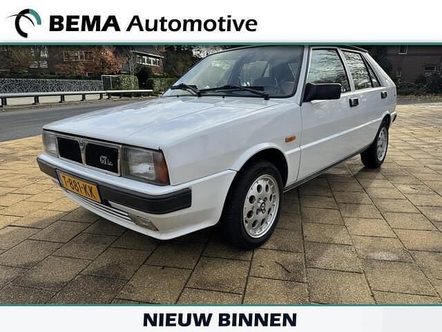 Wit Occasion 1989 Lancia Delta Hatchback | € 14.950 - Afbeelding 1/4