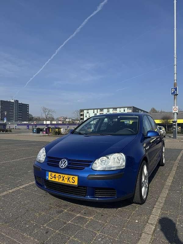 Gebruikt 2005 VW Golf IV Sportline Sedan | € 2.400 (Iets duurder) - Afbeelding 1/4