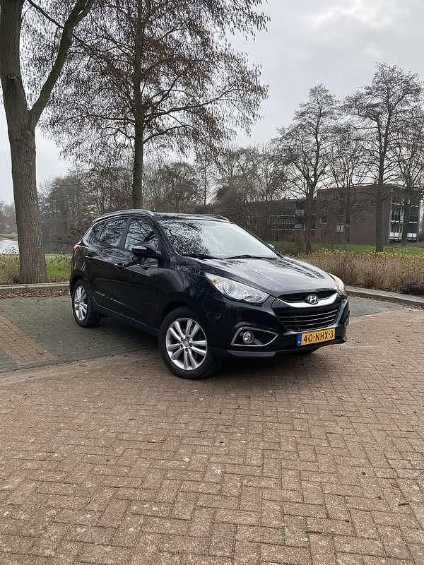 Zwart Occasion 2010 Hyundai ix35 SUV | € 7.950 (Goede deal) - Afbeelding 1/4