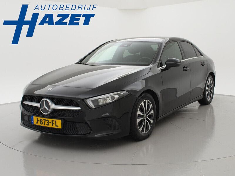 Zwart Gebruikt 2020 Mercedes A200 Sedan | € 21.900 (Eerlijke prijs) - Afbeelding 1/4