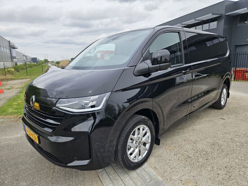 Zwart Nieuw 2024 VW T6.1 Van | € 50.655 (Eerlijke prijs) - Afbeelding 1/4