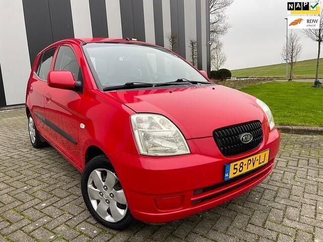 Rood Occasion 2004 Kia Picanto Hatchback | € 1.950 (Eerlijke prijs) - Afbeelding 1/4