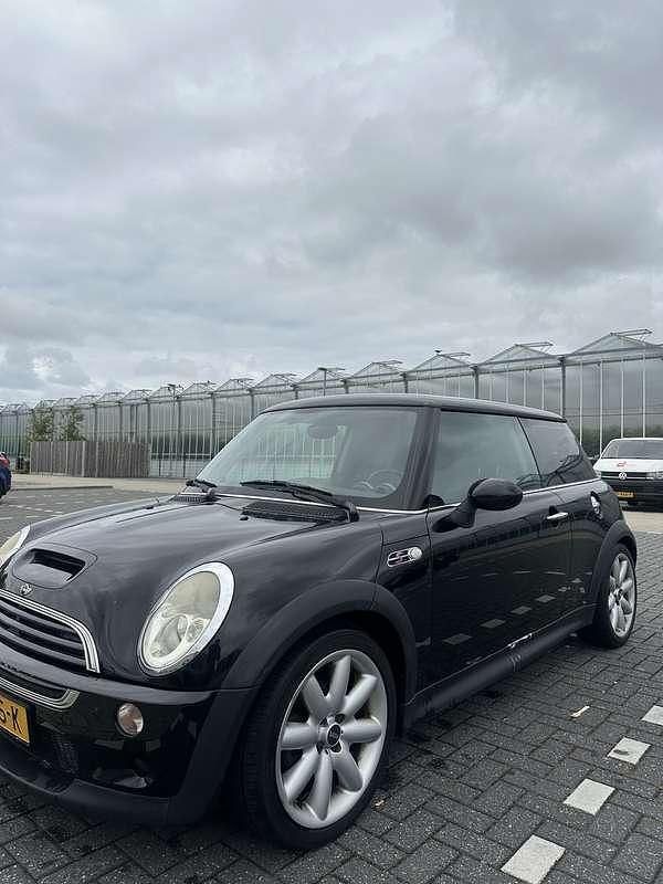 Zwart Gebruikt 2003 Mini Cooper S Hatchback | € 2.999 (Eerlijke prijs) - Afbeelding 1/4