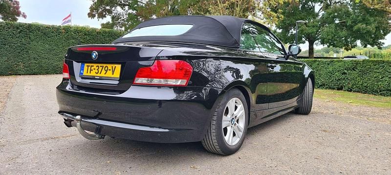 Occasion BMW 118 Cabriolet Executive 143 PK (105 kW) 2010 Zwart Cabriolet
