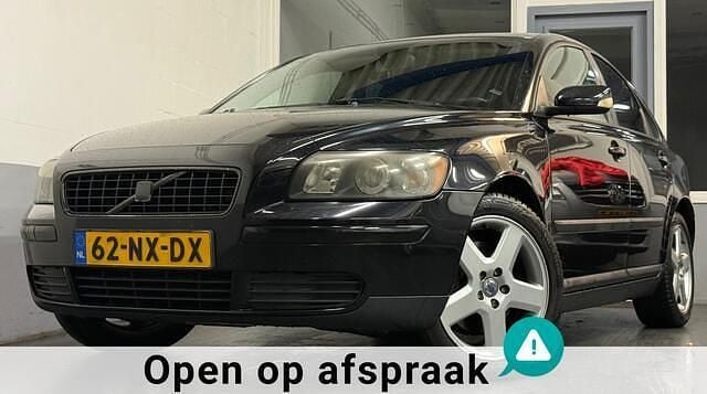 Zwart Gebruikt 2004 Volvo S40 Sedan | € 1.995 (Goede deal) - Afbeelding 1/4