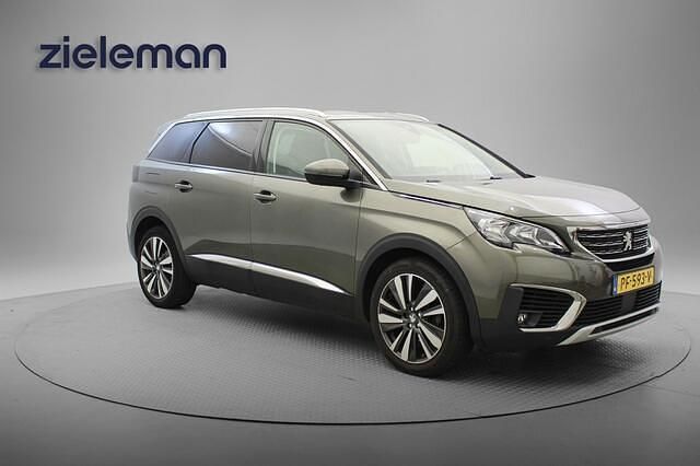 Grijs Gebruikt 2017 Peugeot 5008 Premium MPV | € 13.835 (Iets duurder) - Afbeelding 1/4