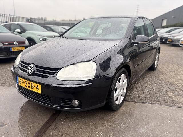 Zwart (metallic) Occasion 2008 VW Golf VI GT Hatchback | € 1.000 (Super prijs) - Afbeelding 1/4