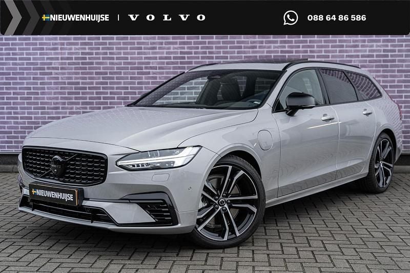 Grijs Gebruikt 2025 Volvo V90 Ultimate Stationwagen | € 53.894 (Duur) - Afbeelding 1/4