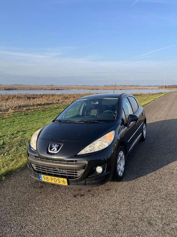 Zwart Gebruikt 2011 Peugeot 207 Sportium MPV | € 2.000 (Super prijs) - Afbeelding 1/4