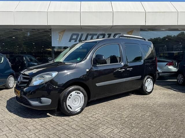 Zwart Gebruikt 2014 Mercedes Citan 109 Van | € 9.119 - Afbeelding 1/4