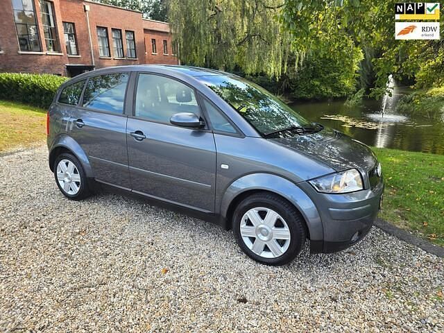 Grijs Gebruikt 2004 Audi A2 Proline Hatchback | € 4.999 (Duur) - Afbeelding 1/4