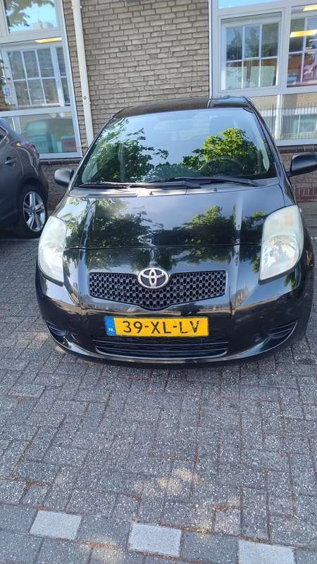 Gebruikt 2007 Toyota Yaris Sedan | € 2.899 (Super prijs) - Afbeelding 1/2