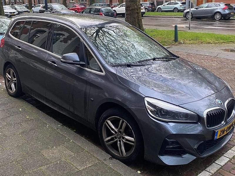 Grijs Gebruikt 2019 BMW 216 Gran Tourer M Sport MPV | € 17.495 - Afbeelding 1/4