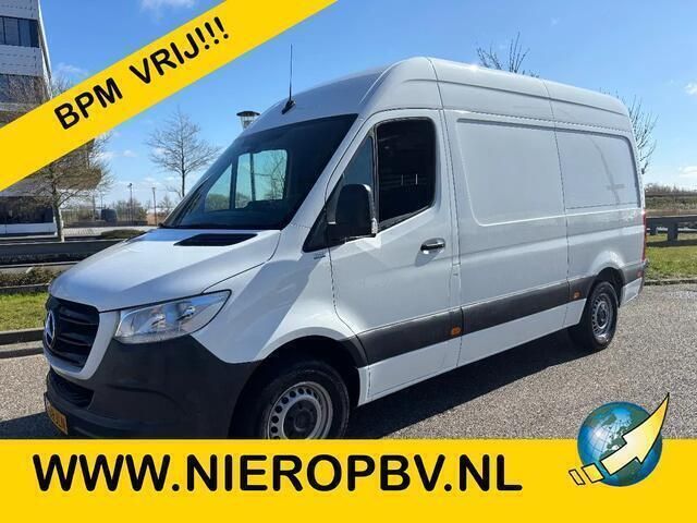 Wit Gebruikt 2023 Mercedes Sprinter Van | € 36.500 (Iets duurder) - Afbeelding 1/4
