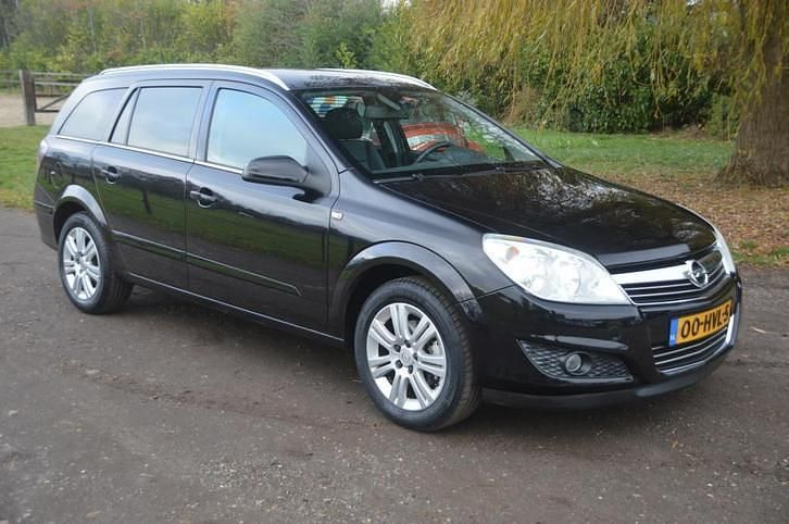 Occasion Opel Astra Cosmo 116 PK (85 kW) 2009 Zwart (metallic) Stationwagen