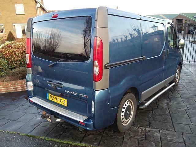 Occasion Opel Vivaro 114 PK (83 kW) 2008 Blauw MPV
