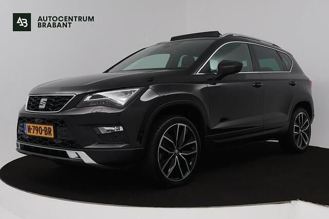 Zwart Gebruikt 2017 Seat Ateca Style SUV | € 17.945 (Eerlijke prijs) - Afbeelding 1/4