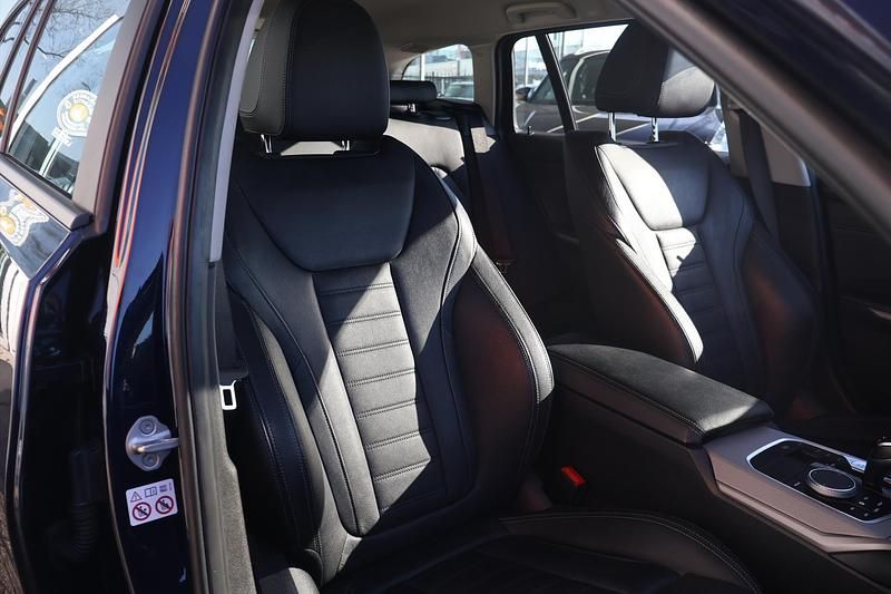 Occasion BMW 320e 163 PK (119 kW) 2022 Blauw (metallic) Stationwagen