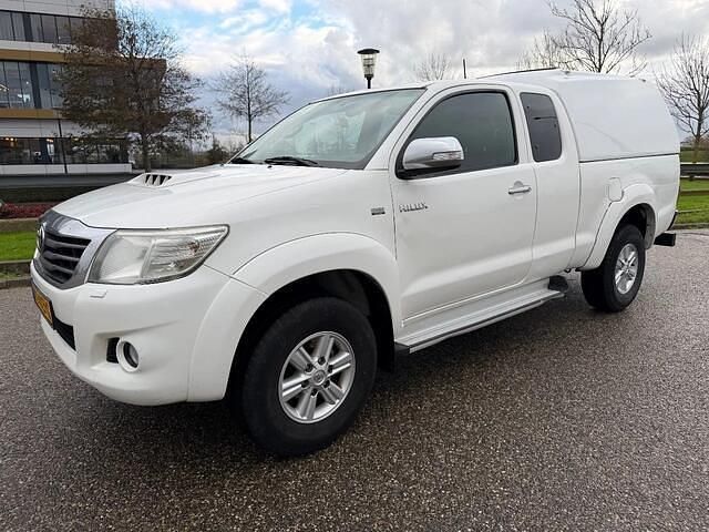 Wit Gebruikt 2014 Toyota HiLux Pickup | € 15.750 - Afbeelding 1/4