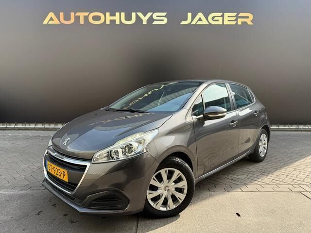 Grijs Gebruikt 2018 Peugeot 208 Active Hatchback | € 8.499 (Eerlijke prijs) - Afbeelding 1/4