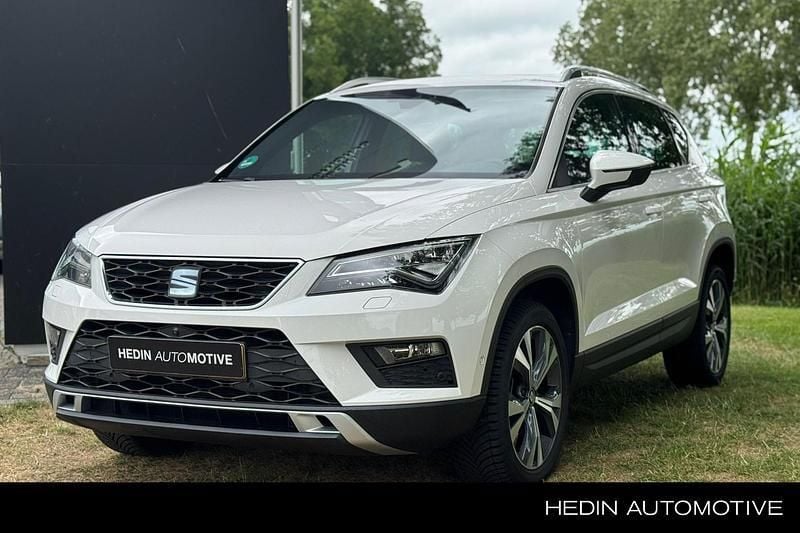 Wit Gebruikt 2017 Seat Ateca XCELLENCE SUV | € 21.900 (Eerlijke prijs) - Afbeelding 1/3