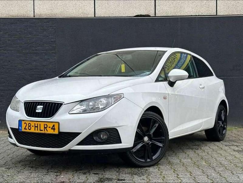 Wit Occasion 2009 Seat Ibiza Reference MPV | € 3.500 (Duur) - Afbeelding 1/4