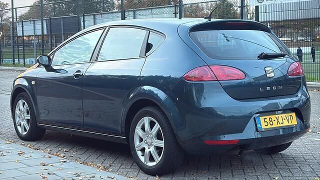 Occasion Seat Leon 102 PK (75 kW) 2007 Blauw Hatchback
