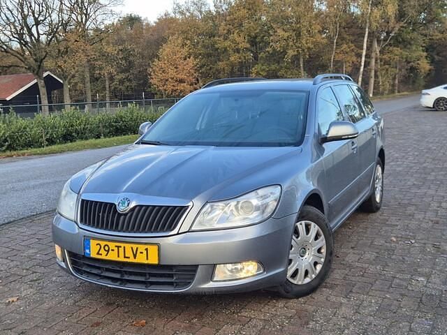 Occasion Skoda Octavia Ambition 105 PK (77 kW) 2012 Grijs Stationwagen