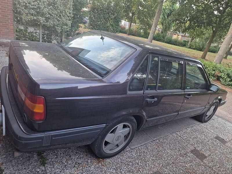 Paars Gebruikt 1997 Volvo 940 Sedan | € 2.000 - Afbeelding 1/4