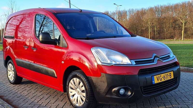 Rood Gebruikt 2013 Citroën Berlingo MPV | € 6.950 (Iets duurder) - Afbeelding 1/4