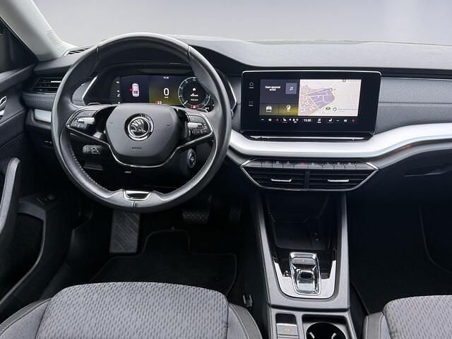 Occasion Skoda Octavia Business Line 110 PK (80 kW) 2022 Blauw Hatchback