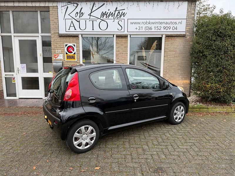 Occasion Peugeot 107 68 PK (50 kW) 2009 Zwart Hatchback