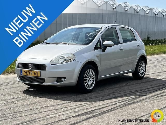 Grijs Gebruikt 2010 Fiat Punto Evo Dynamic Hatchback | € 3.450 (Iets duurder) - Afbeelding 1/4