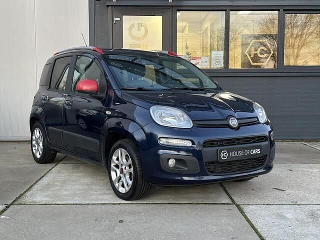 Blauw (metallic) Gebruikt 2012 Fiat Panda Lounge Hatchback | € 4.495 (Eerlijke prijs) - Afbeelding 1/4