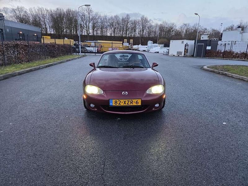 Occasion Mazda MX5 Exclusive 110 PK (80 kW) 2003 Rood Cabriolet
