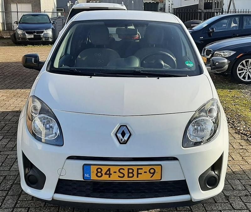 Wit Occasion 2011 Renault Twingo Collection Hatchback | € 3.250 (Eerlijke prijs) - Afbeelding 1/4